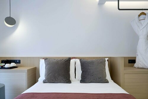 Гостиница Twinn Downtown Piraeus в Пирее