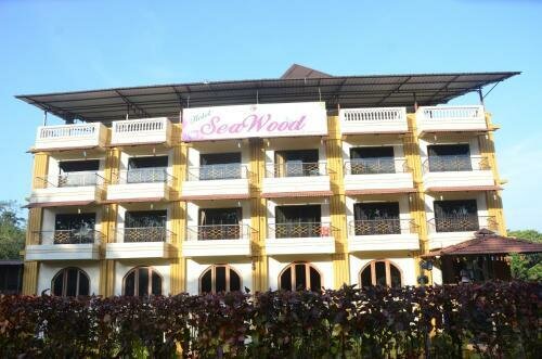 HariS Hotel Seawood