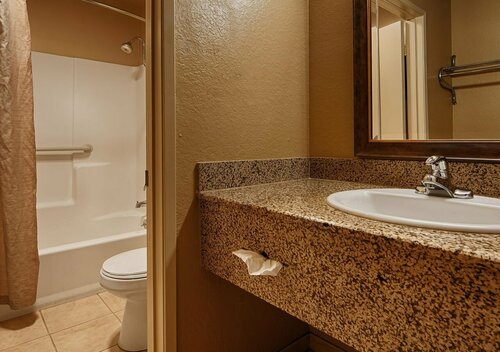 Гостиница SureStay Plus Hotel by Best Western San Bernardino South в Сан-Бернардино
