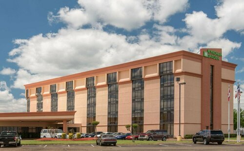 Гостиница Wyndham Garden Texarkana в Тексаркане