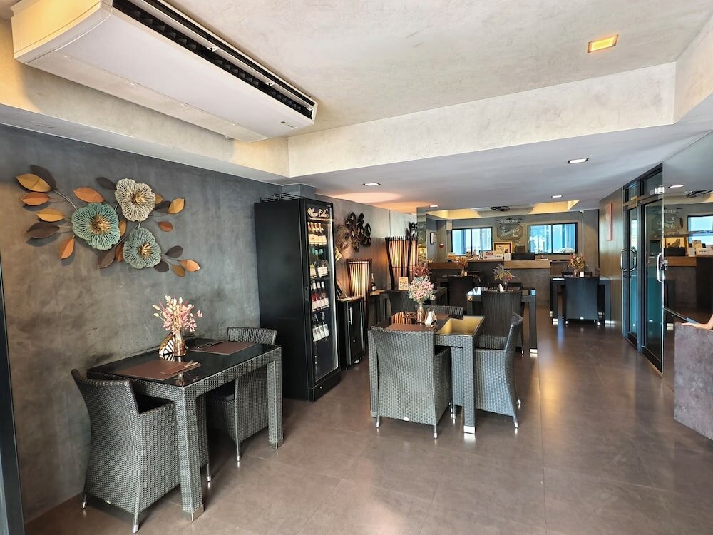 Фото Frankie's Inn