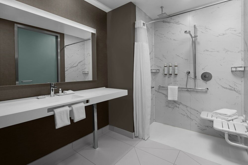 Фото Ac Hotel Charlotte Ballantyne