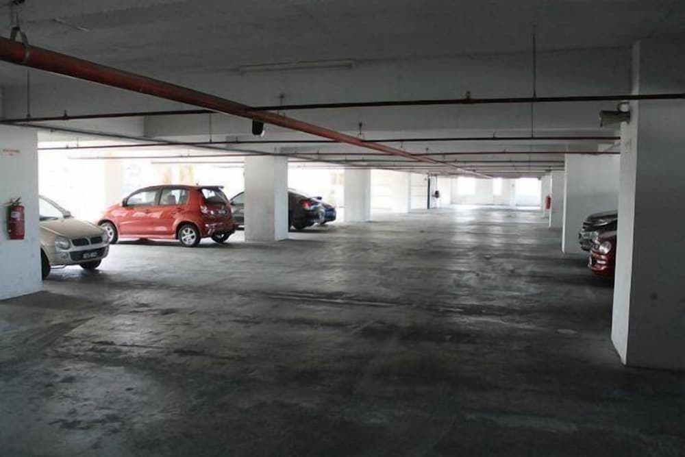 Фото Tower Regency Hotel & Apartments