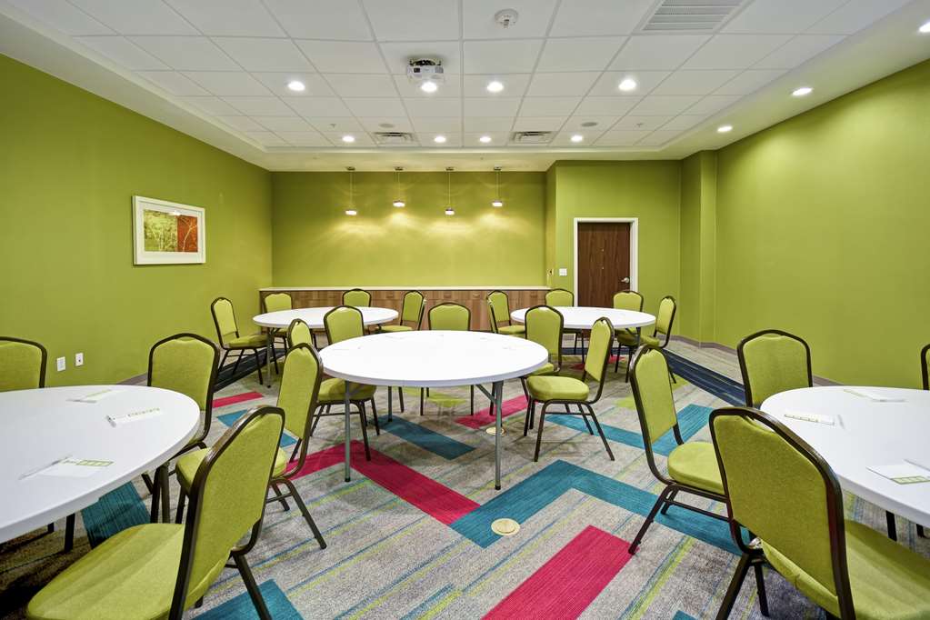 Фото Home2 Suites by Hilton Oklahoma City Airport