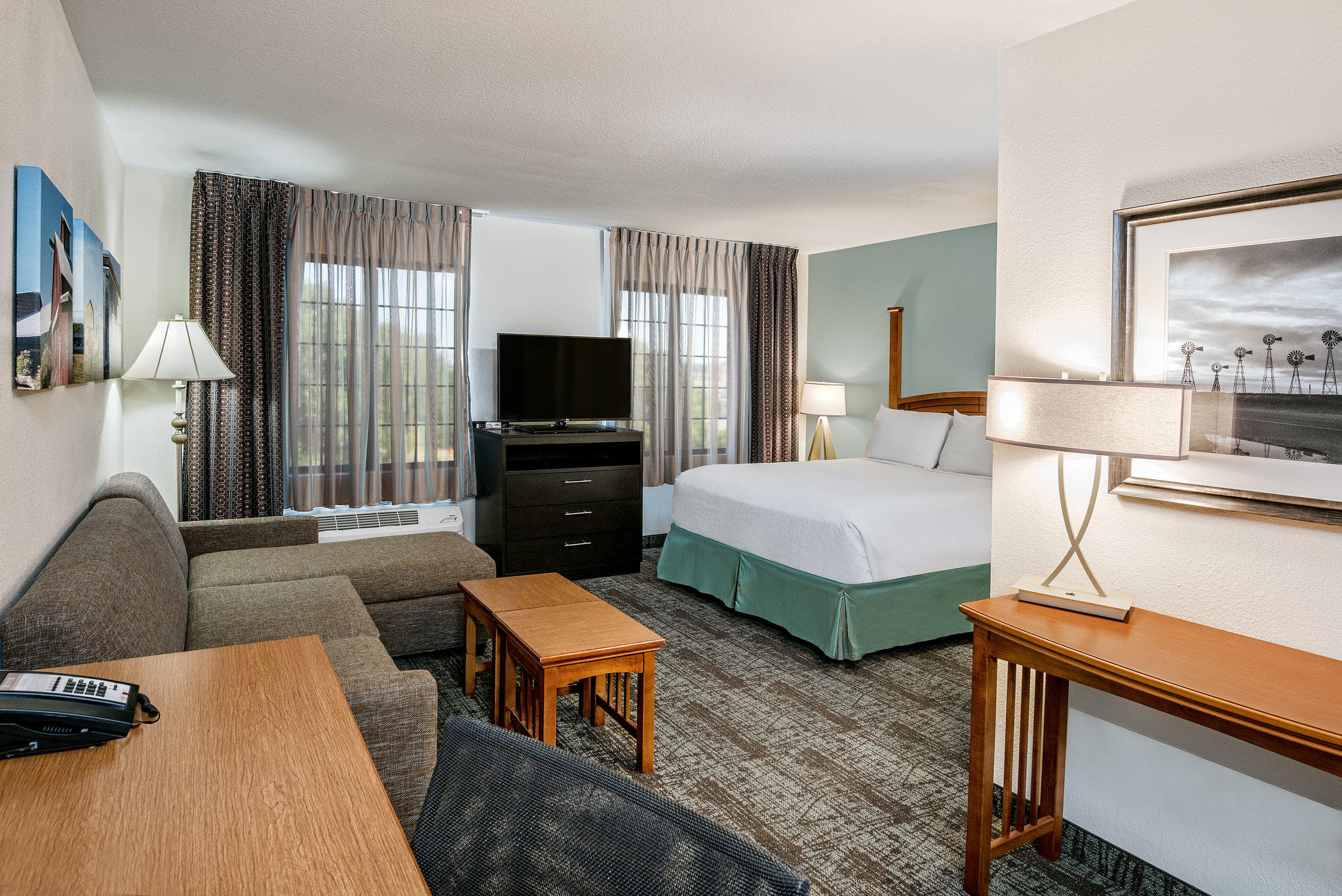 Фото Staybridge Suites Round Rock, an Ihg Hotel