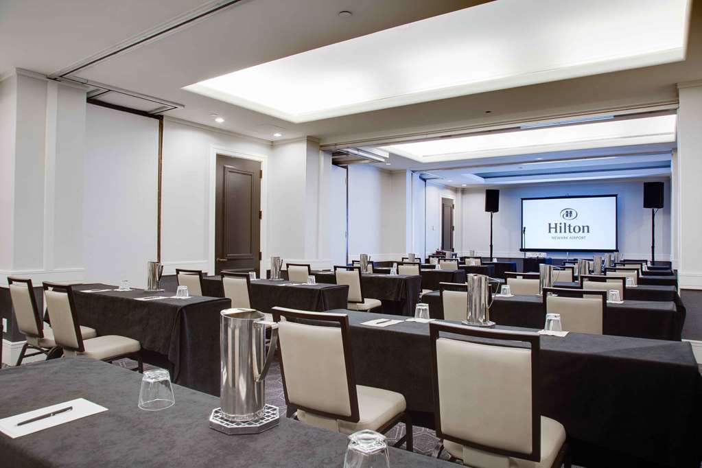 Фото Hilton Newark Airport