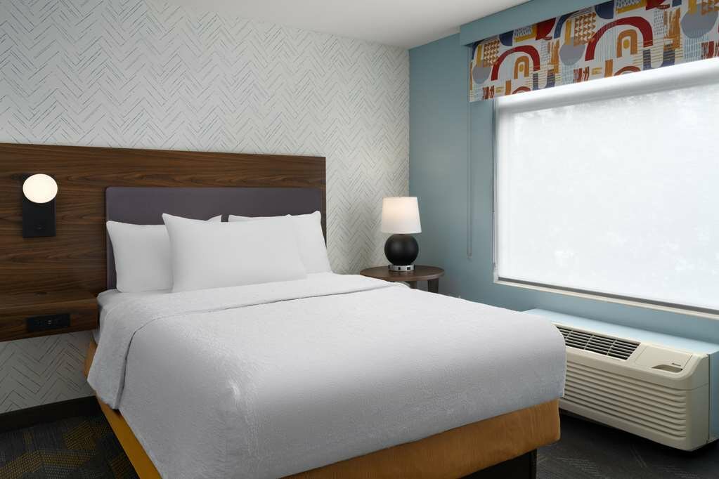Фото Home2 Suites by Hilton Miramar Ft Lauderdale