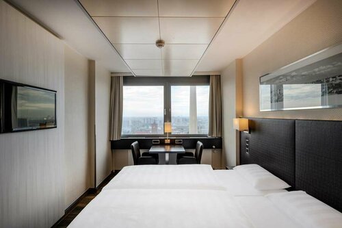 Гостиница Park Inn by Radisson Berlin Alexanderplatz в Берлине