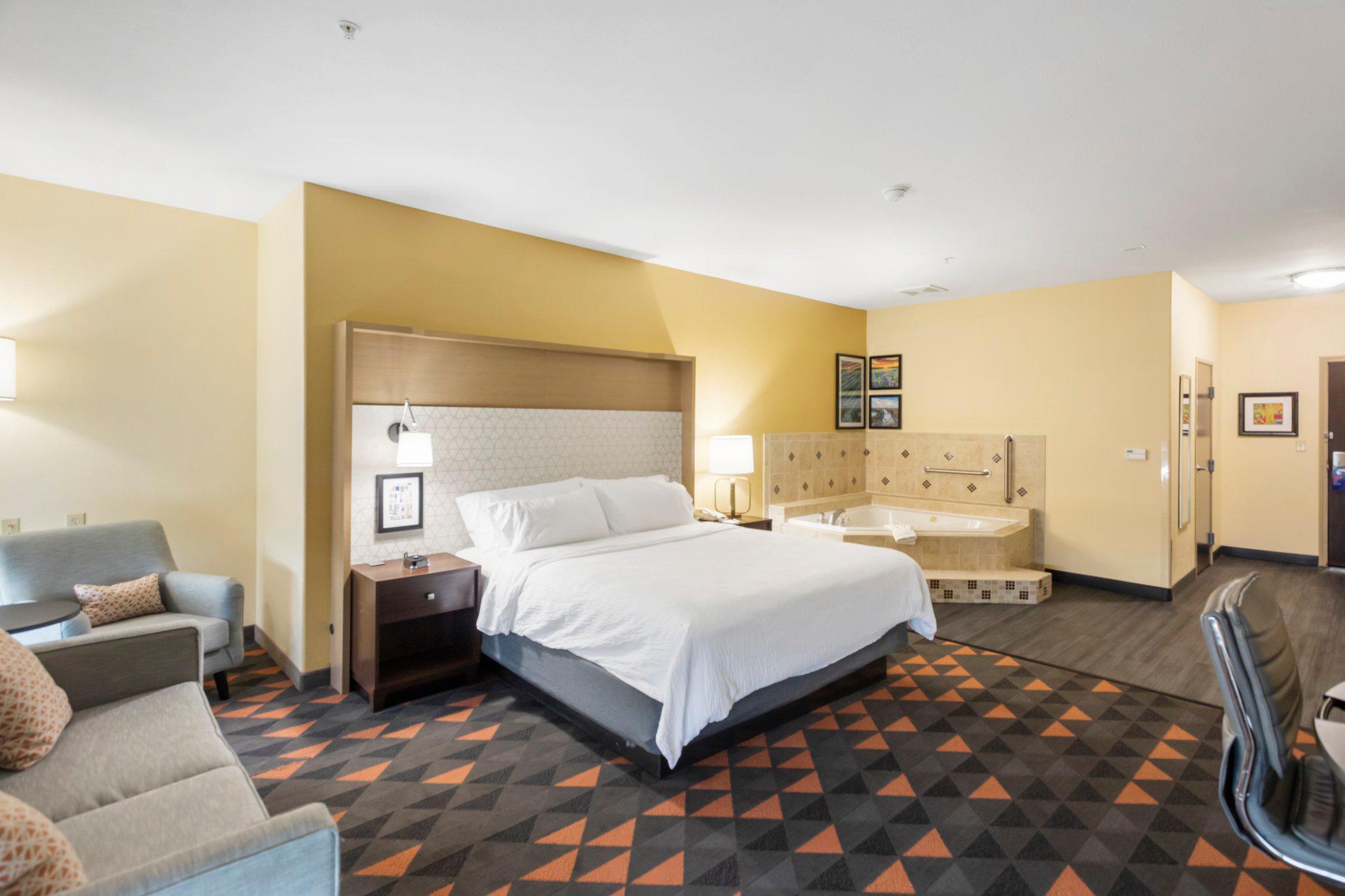 Фото Holiday Inn Hotel & Suites Waco Northwest, an Ihg Hotel
