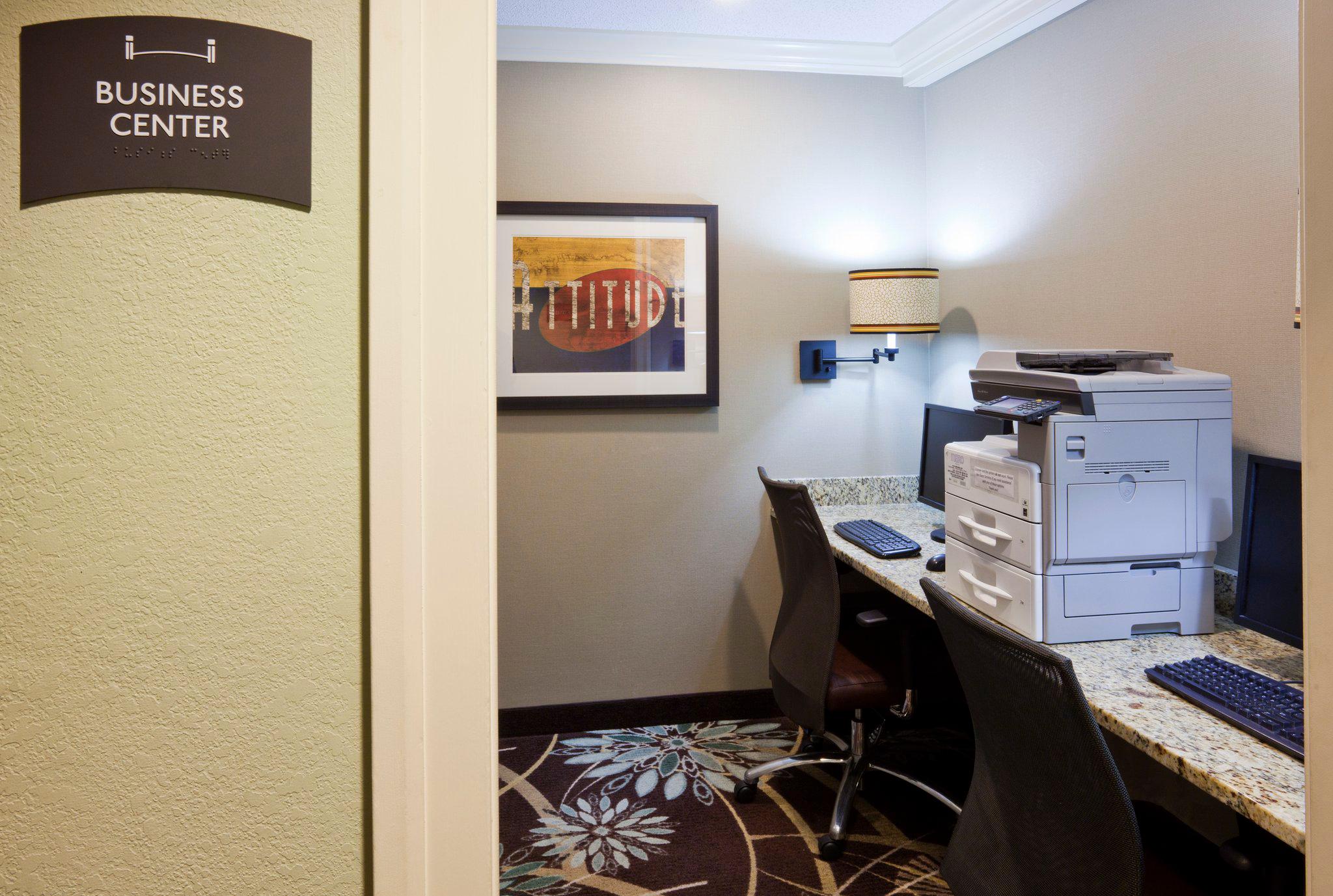 Фото Candlewood Suites Eagan Arpt South - Mall Area, an Ihg Hotel