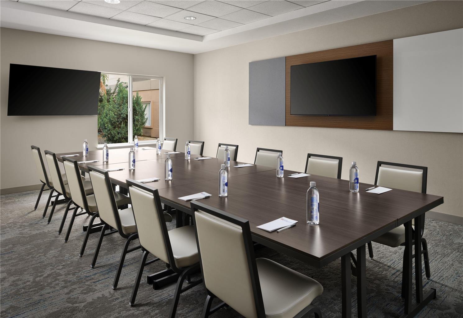 Фото Hilton Garden Inn San Jose/milpitas