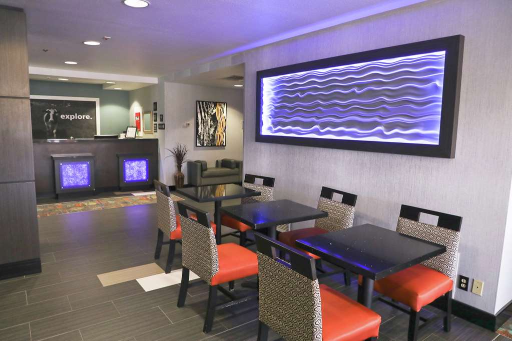 Фото Hampton Inn Muskogee