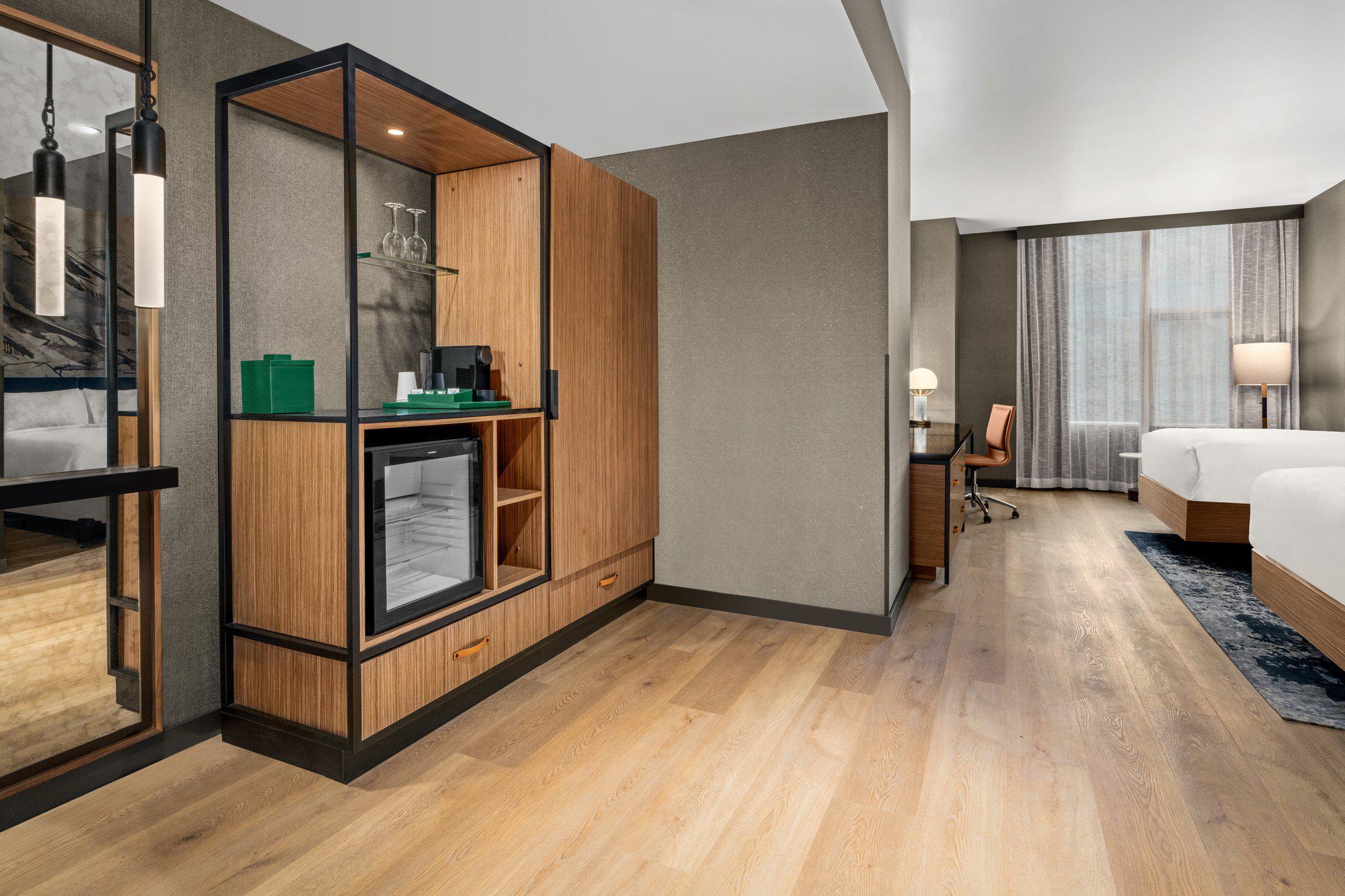 Фото Hotel Indigo Vancouver Dwtn – Portland Area by Ihg