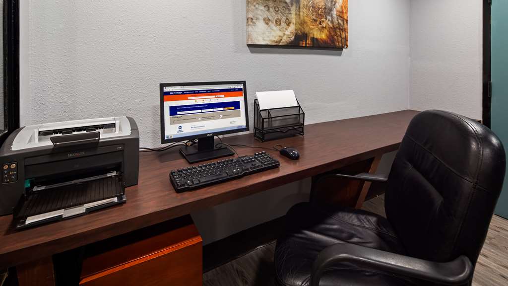 Фото Best Western Emporia