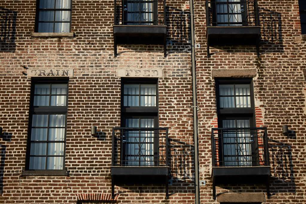 Фото The Cotton Sail Hotel, Tapestry Collection by Hilton