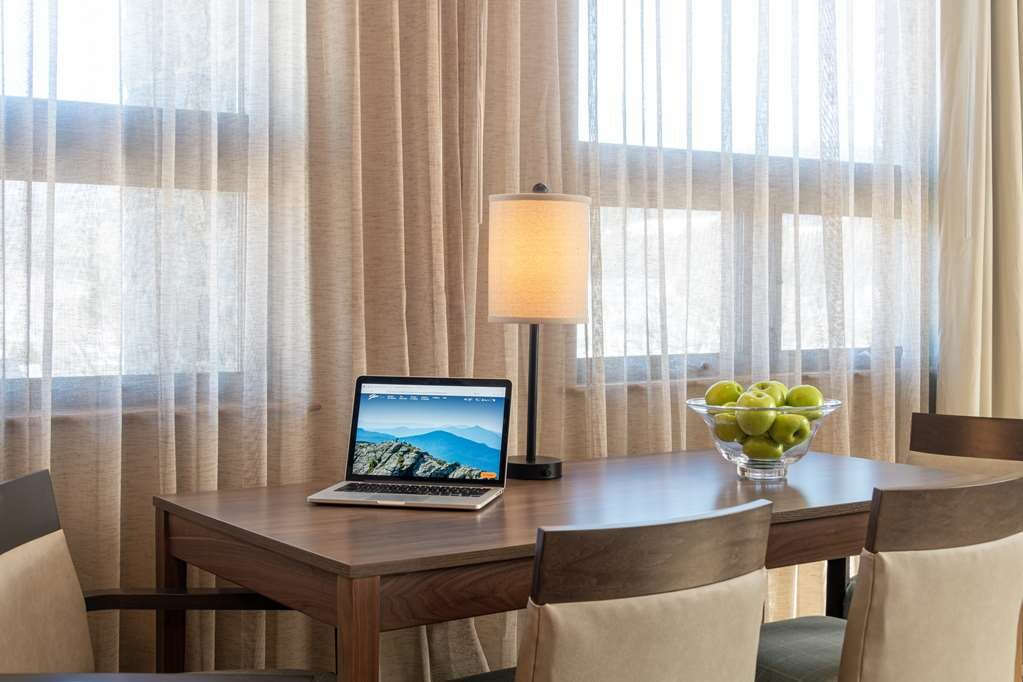 Фото Best Western Plus Waterbury - Stowe