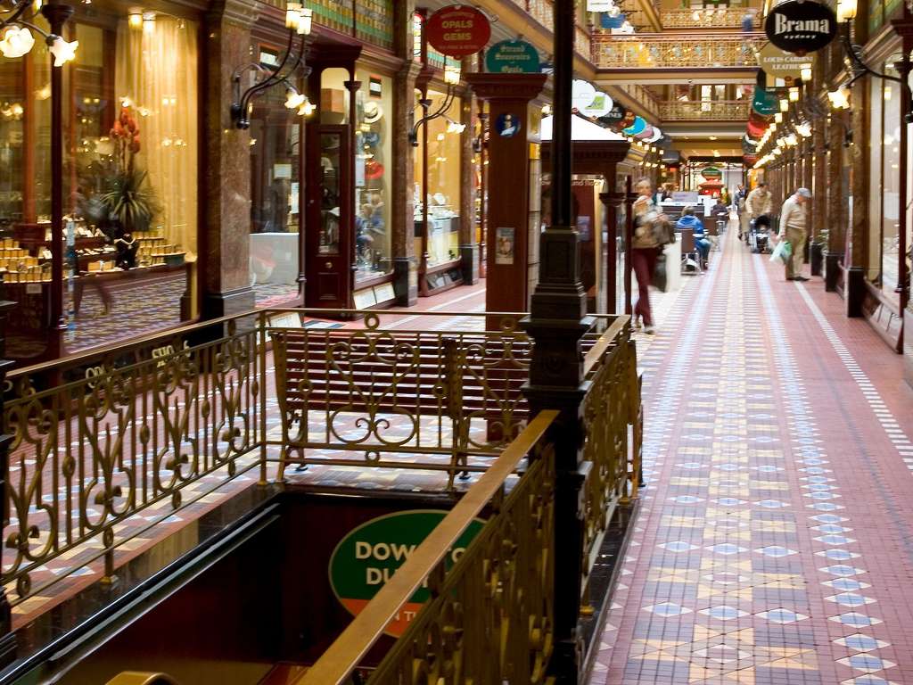 Фото The Sydney Boulevard Hotel