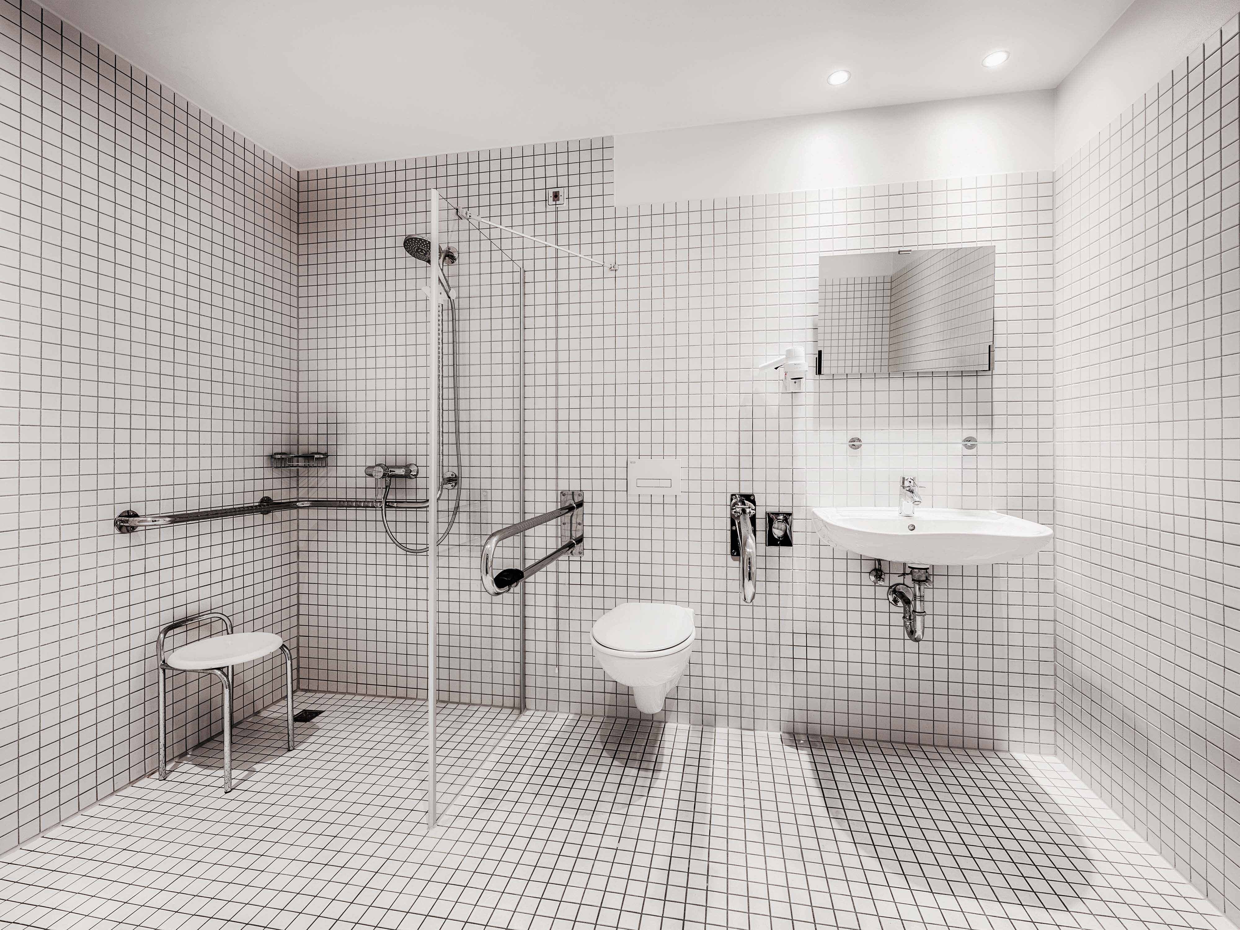Фото B&b Hotel München-Moosach