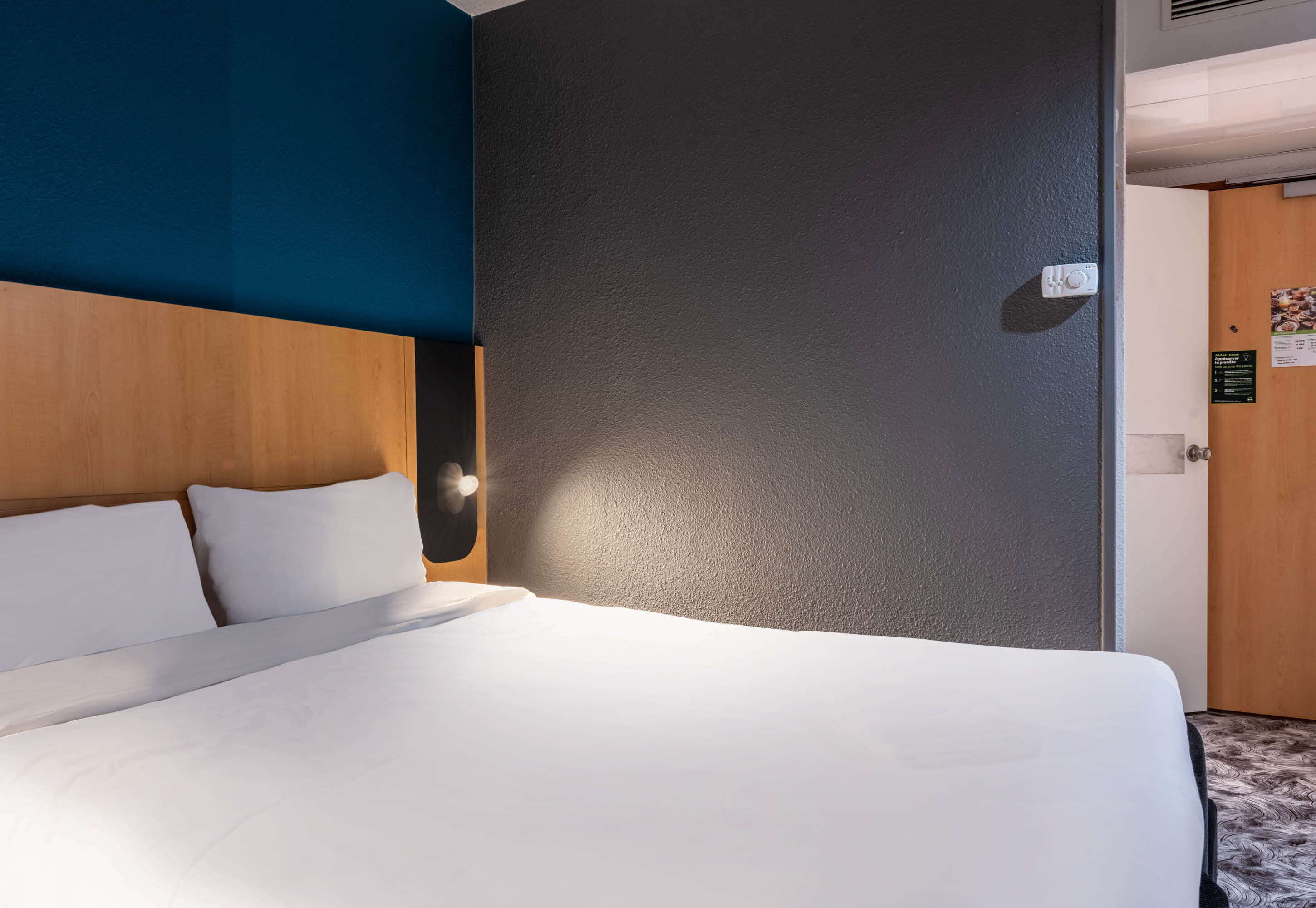 Фото B&b Hotel Amiens Centre Cathédrale