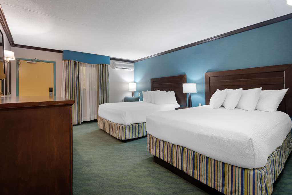 Фото Best Western Plus Port O'Call Hotel