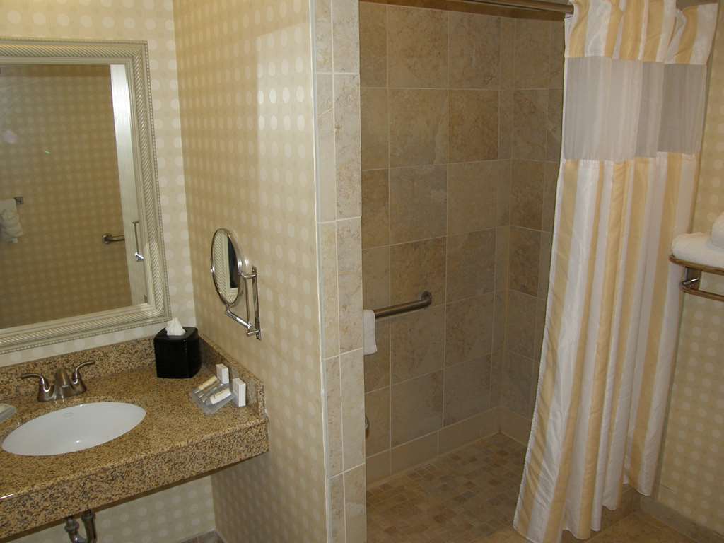 Фото Hilton Garden Inn Bowling Green