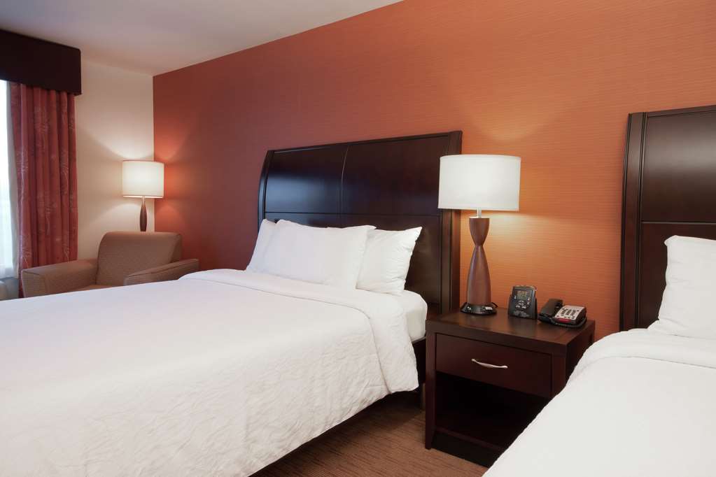 Фото Hilton Garden Inn Oklahoma City Midtown