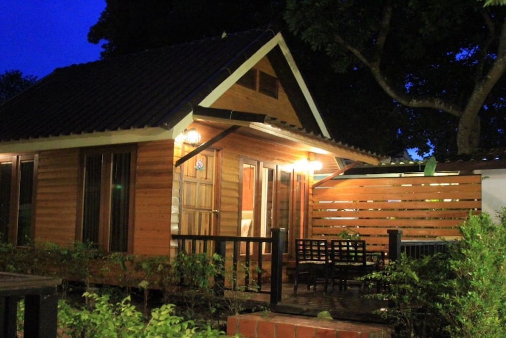 Фото Poohbar Resort & Lotusdive