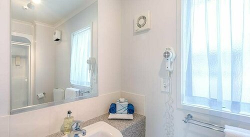 Гостиница Bella Vista Motel Hamilton в Гамильтоне