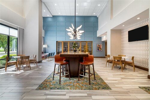 Гостиница Hampton Inn & Suites Dallas/Plano-East в Ричардсоне