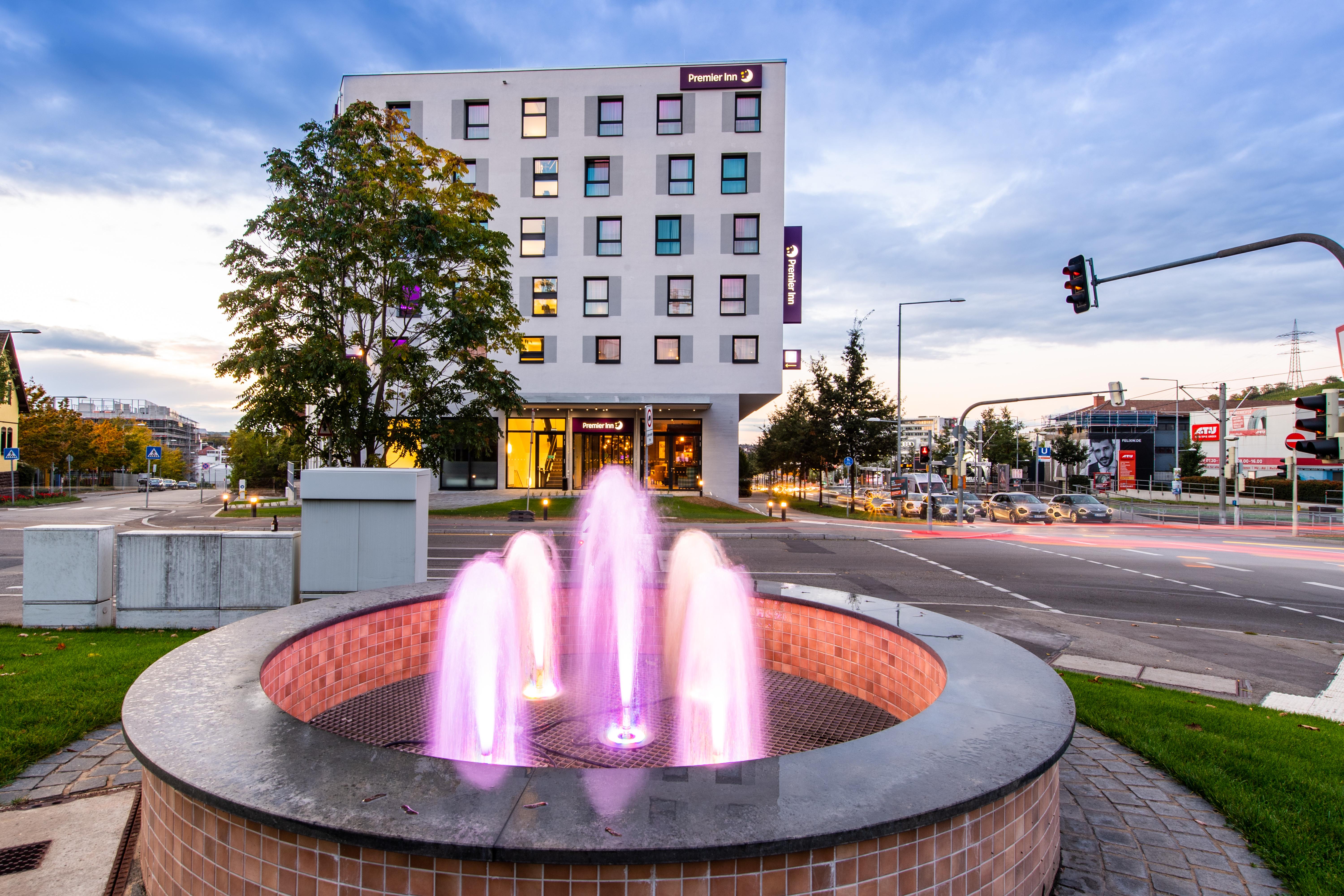 Фото Premier Inn Stuttgart Feuerbach Hotel