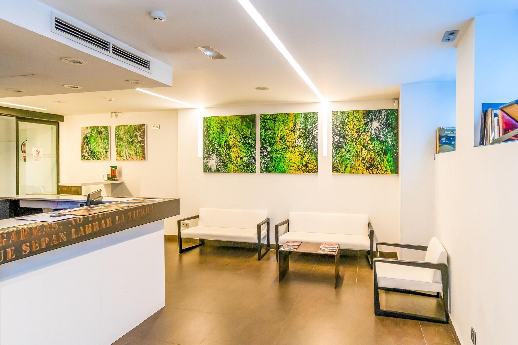 Фото Hotel Apolonia