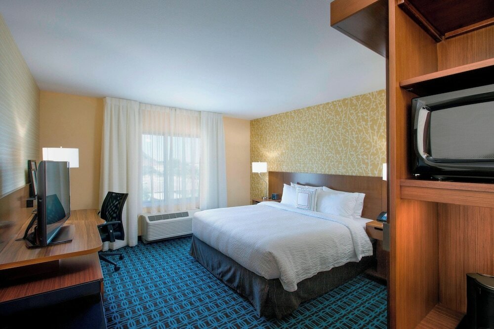 Фото Fairfield Inn & Suites by Marriott Phoenix Tempe/Airport