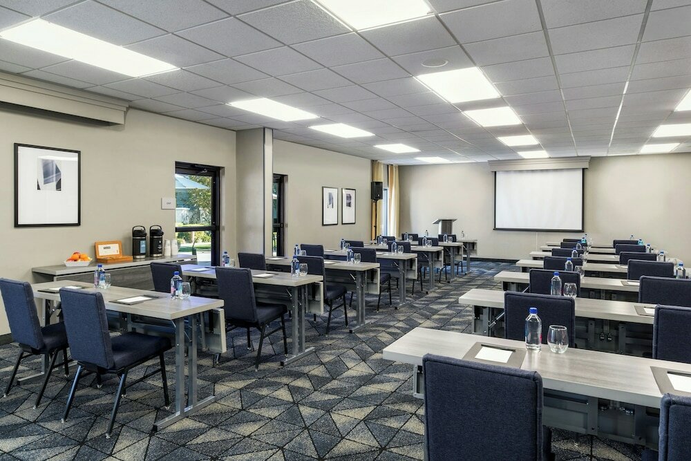 Фото Courtyard by Marriott Sacramento Airport Natomas