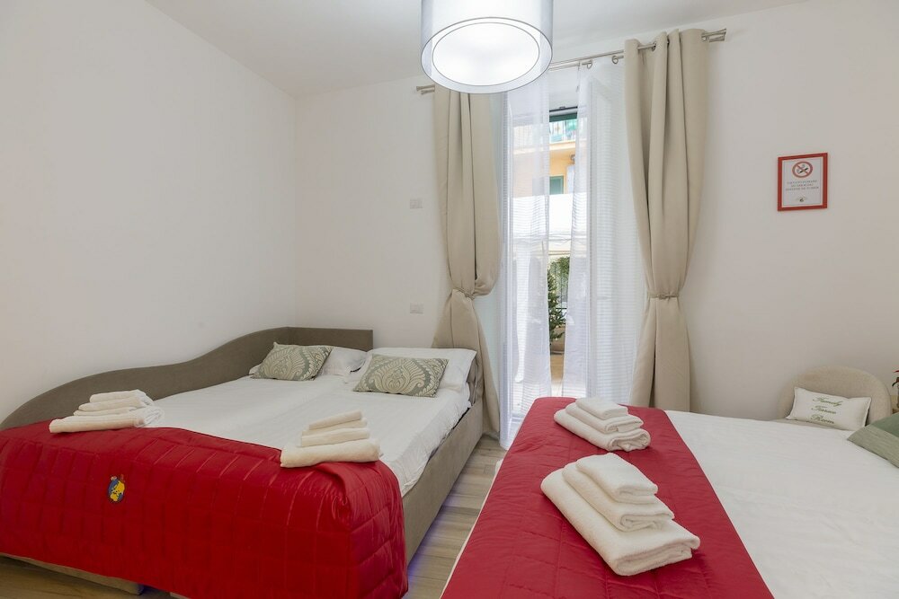 Фото Flatinrome Trastevere Deluxe Rooms
