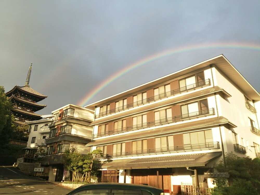 Фото Sarusawaike Yoshidaya