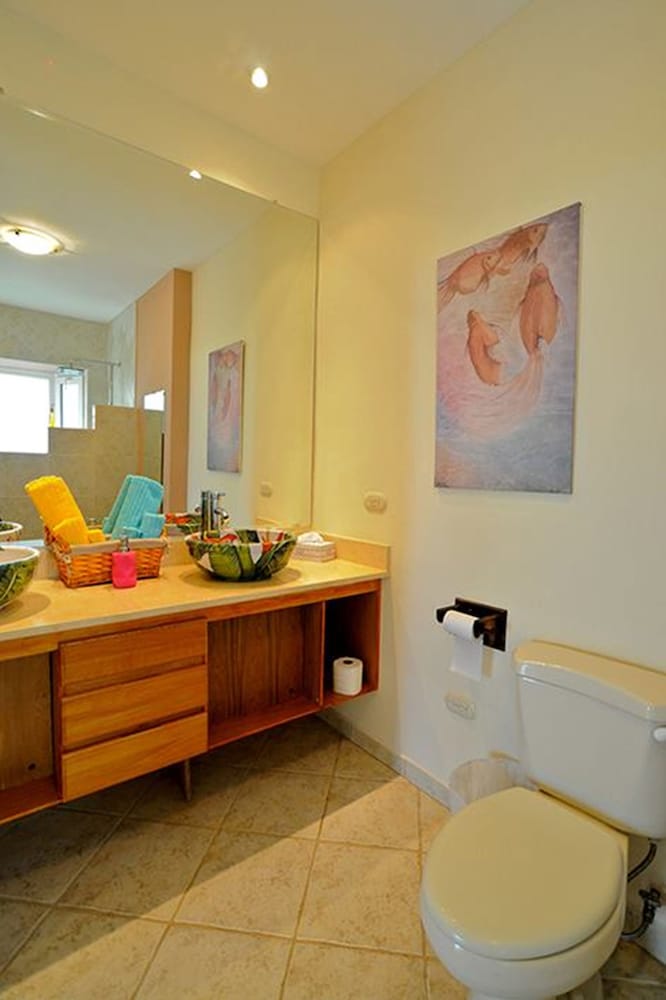 Фото Cocomar Beachfront Hotel and Island Resort