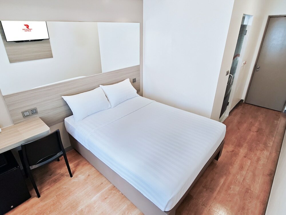 Фото Red Planet Manila Malate Mabini