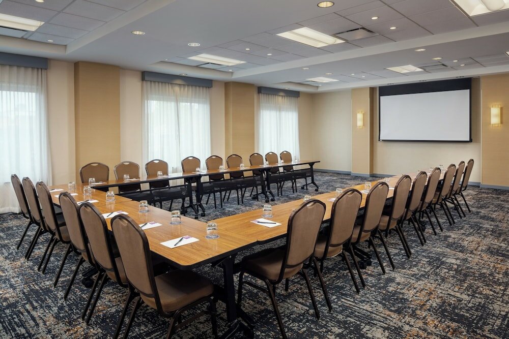Фото Hyatt Place Chicago Midway Airport