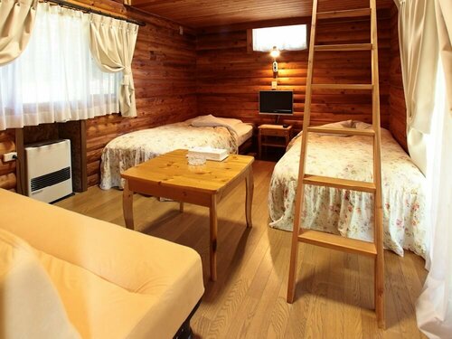 Гостиница Cottage in Log Cabin в Каруидзаве