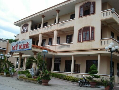 Гостиница Restaurant My Khe Hotel в Провинции Куангнгай