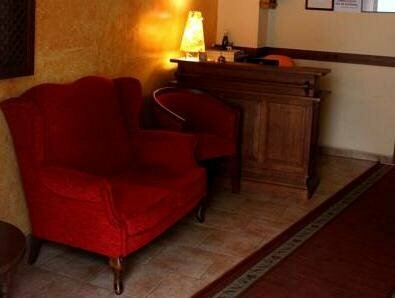 Хостел Hostal San Pedro в Куэнке