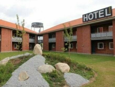 Гостиница Only Sleep Trafikcenter в Зеландии