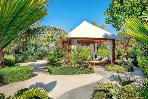 Гостиница The Ritz-Carlton Ras Al Khaimah в Объединённых Арабских Эмиратах