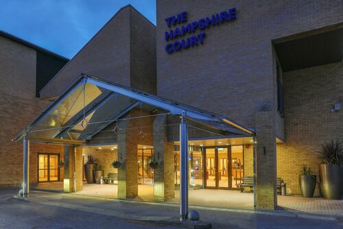 Гостиница Hampshire Court Hotel & SPA в Бейзингстоке