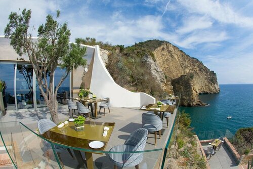 Cala Moresca Hotel