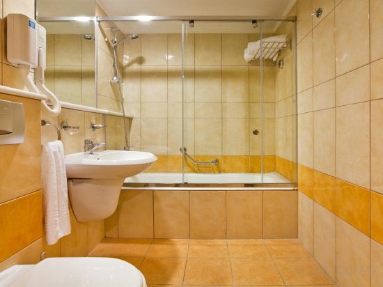 Фото Alexandra City Hotel