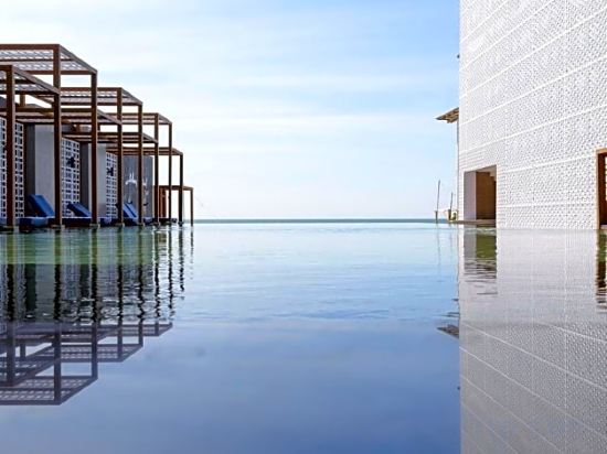 Фото Maldives Beach Resort