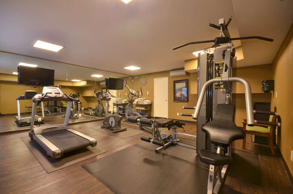 Фото Best Western The Inn & Suites Pacific Grove