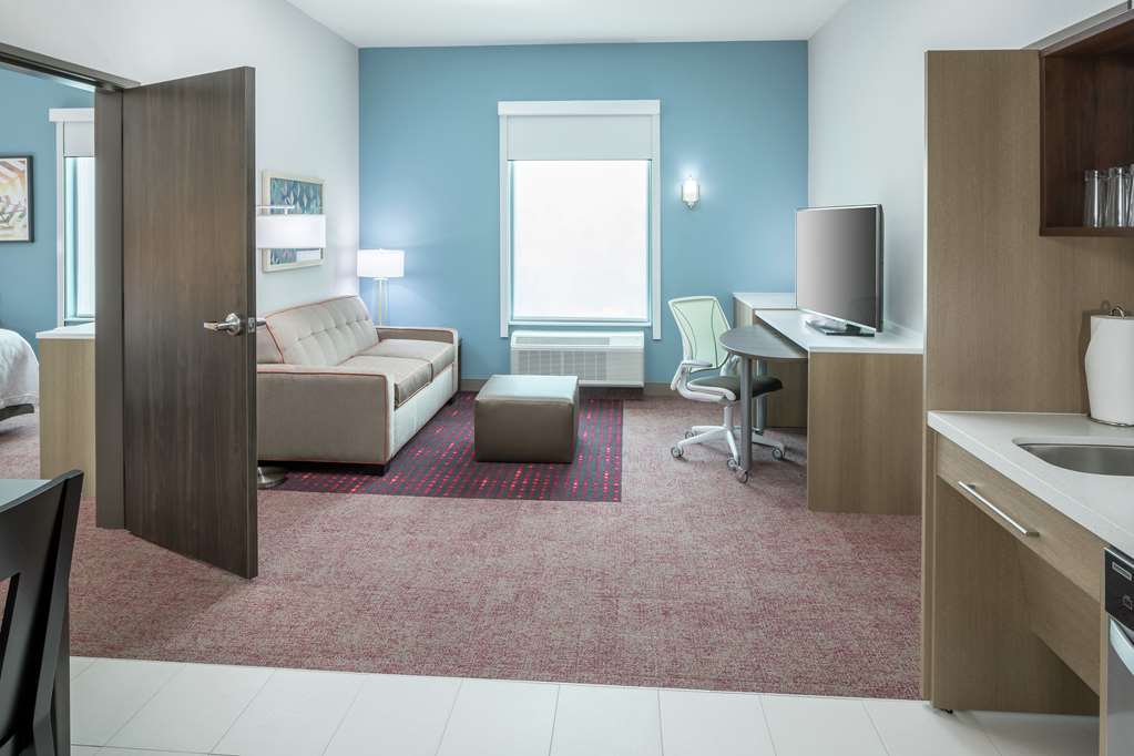 Фото Home2 Suites by Hilton Orlando Airport