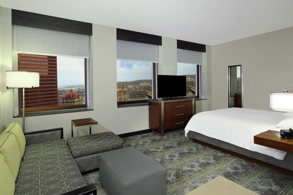 Фото Embassy Suites by Hilton Pittsburgh Downtown